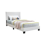 Letto singolo a piattaforma con contenitore sotto il letto
