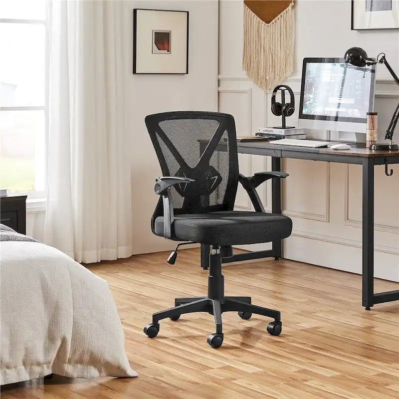 Sedia da ufficio ergonomica in rete con braccioli ribaltabili